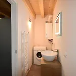 아파트 Emy Con Giardino Privato